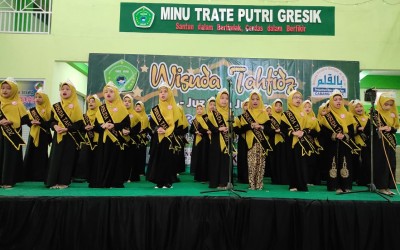 Wisuda Tahfidz MINU Trate Putri Gresik 2021